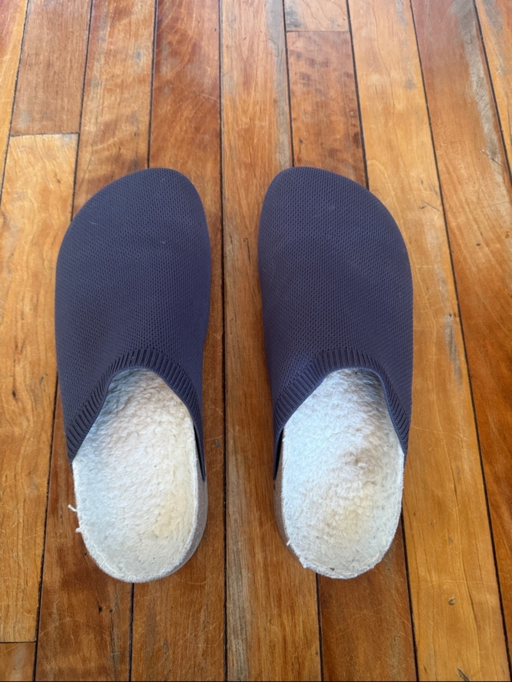 Message Knit Slippers in Dark Gray